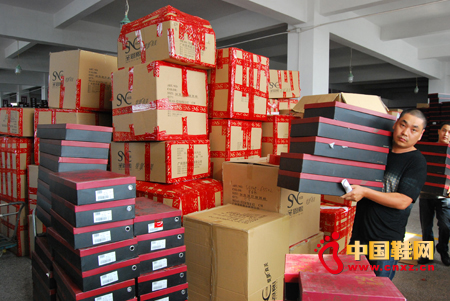 �����Ј��}�����}���ˆT��æҲҪholdס