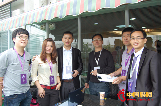 �V���ŵ�ŮЬ2012������ʾ��¡�����_