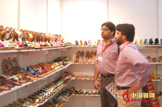 �Ї�Ь�W����2011�＾�V�݇��HЬչ