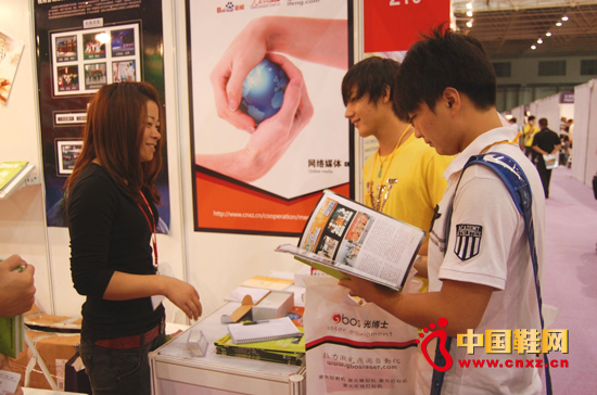 �Ї�Ь�W���ӵ�ʮ�ČÖ|ݸ���HЬչ