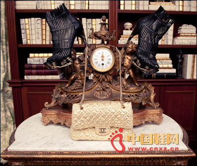 ������Ϣ ����Ь���ѳ����ĺ��A��ñ�g