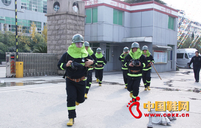 ����꠆T�o���Є�