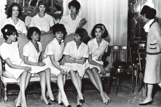 ��ɫЬ�������ɫЬ�����Լ�Ь��(c��)���ɾo�����@�ɂ�Ԫ�ؘ�(g��u)�ɽ�(j��ng)���CHANEL�pɫЬ