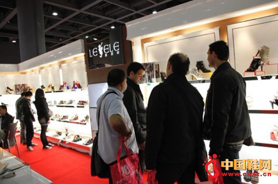 ��(qi��ng)��(qi��ng)(li��n)�� �̙C(j��)�o(w��)��