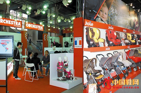 �ڰˌ��Ϻ�����������ͯչ�c�Ϻ����Hͯ�bչ�Ǝ��Ϻ�չ�[���ģ�2��