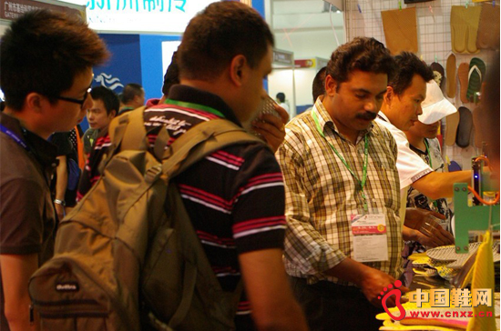 三展聯動,打造鞋革箱包行業一站式材料設備采購平臺!