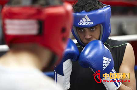 �����_˹�AӋ�����F�Mһ�����L