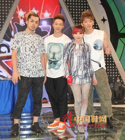 ������ٰl��݋ �������y��Ь��������ͻ��