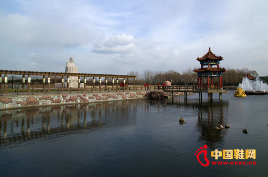 ͻ�@���y�Ļ�Ԫ�ص�ʥ�t�@�ǆT������֮��ČW�������e����