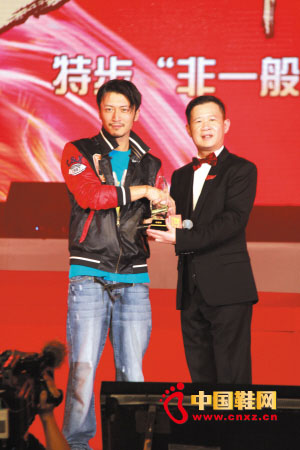 丁水波和謝霆鋒