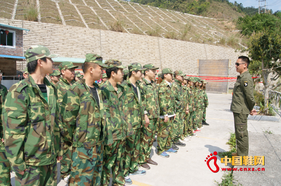 �������_չ2012�I(y��ng)�N�F(tu��n)�(du��)Ұ����չӖ(x��n)��