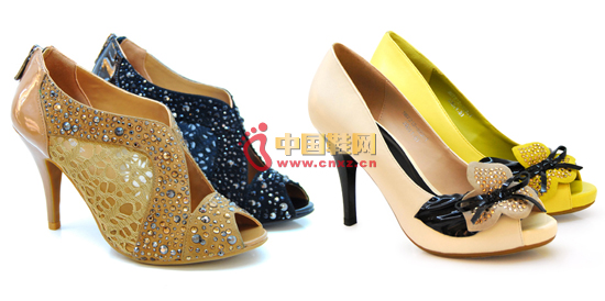 ʥ����ŮЬ(1)