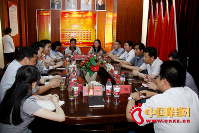 西安市灞橋區(qū)政協(xié)主席劉軍奇蒞臨公司考察2