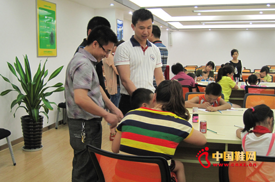 卡西龍董事長丁燦陽先生也參與其中