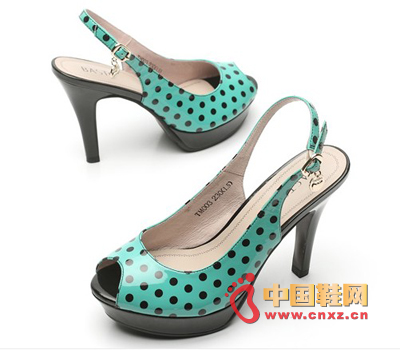 ��˼�D�ļ���Ь�� �����������ո�