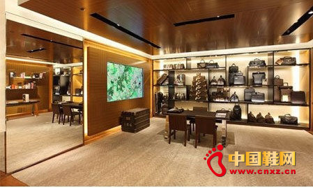 LV�����|(zh��)���T ��Ь��ʮ����_��