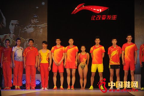 �2012�W�\�b��l(f��)��2