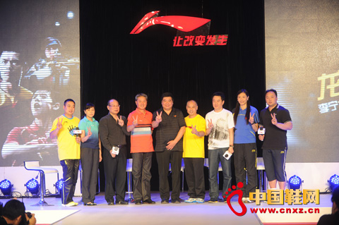 �2012�W�\�b��l(f��)��3