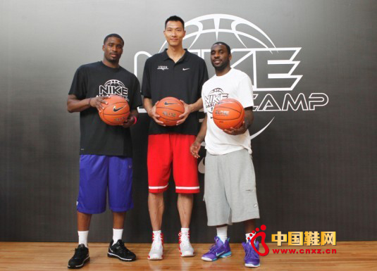 �׽����f˹��•�R��˹��̩•��ɭ�H�R�Ϳ˵�ʮ��ȫ���޻@��Ӗ���I