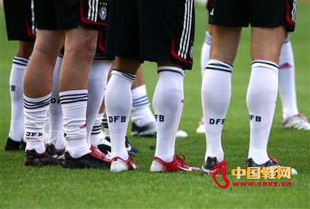 �Ϳ��c�����_˹���G������đ�