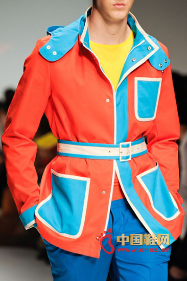 �P�c2013�������m���b�����I�Ď׺γ���Ԫ��