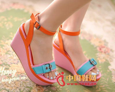 ��ˬ�\���L���۳�Ʒ���ɸ�С�¸����߰�ȫ������һ�֎��_�״�۴�Ó