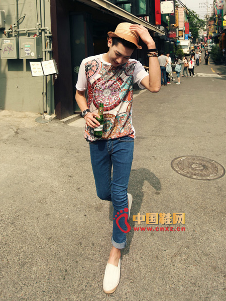 С���´����Ů��� ׌����ӳ���