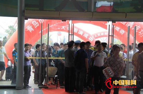 2012第13屆中國(青島)國際皮革、鞋機、鞋材展覽會2