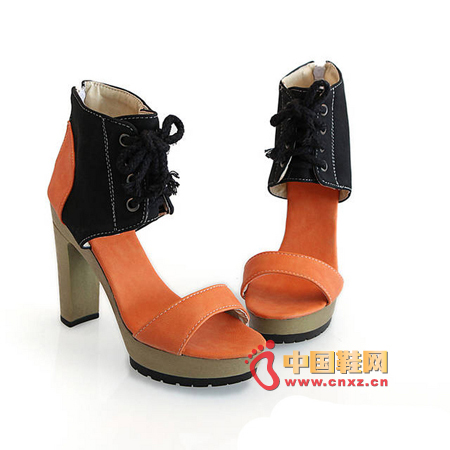 ǰϵ����ʽ��Ư���Ӻ�׵Ĵָ���Ь