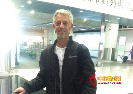 ������̫�^�Ј����OIan Stewart