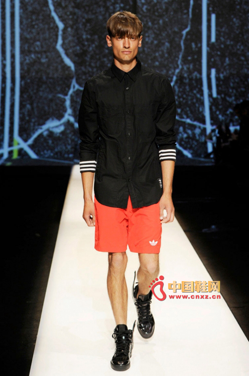 adidas Originals 2013����b�����ع�