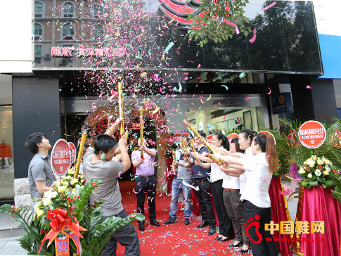 �����׼Ҿ���Ʒ����Ş��ʢ���_�I2