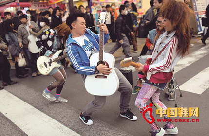 阿迪達斯“傾盡團隊熱情”活動即將席卷全球4