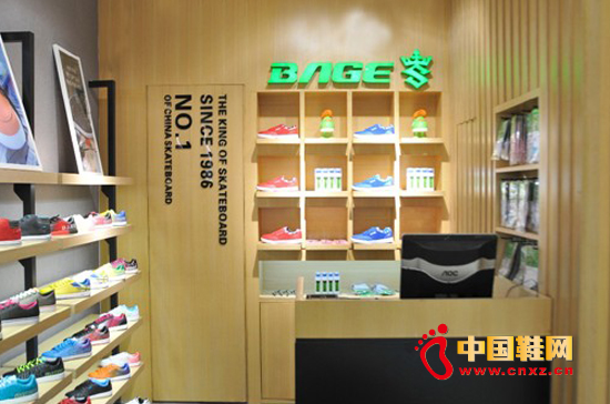 以小見大——八哥差異化制勝的店鋪經營哲學