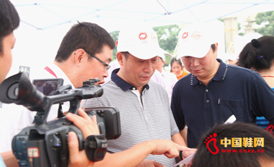 休閑鞋品牌策樂3