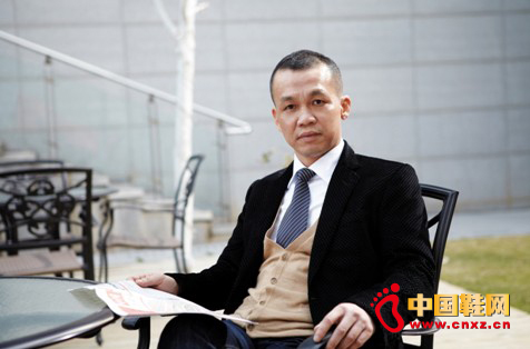 德爾惠總裁丁明爐