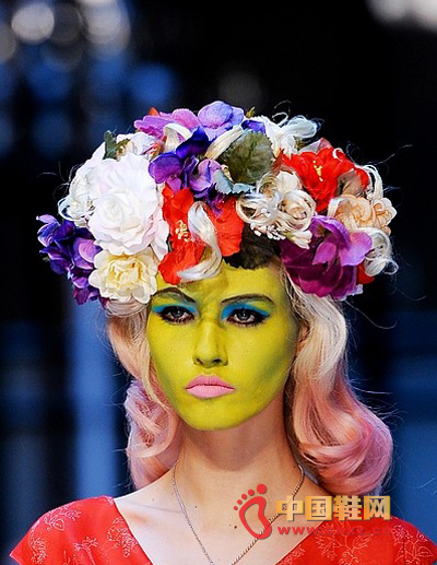 2013���ĕr�b�ܾ����͸�ñ�ȫ�[