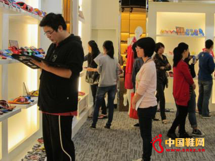 寶峰時尚2013年春夏訂貨會圓滿落幕