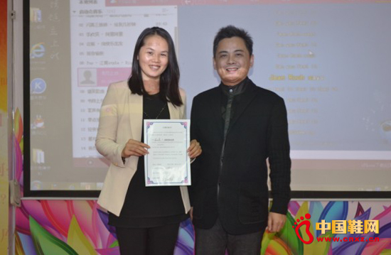 �W�S˼��λ��������ͨ�^��Ƹ�a��2