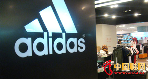 阿迪達斯啟動互動式虛擬櫥窗購物模式