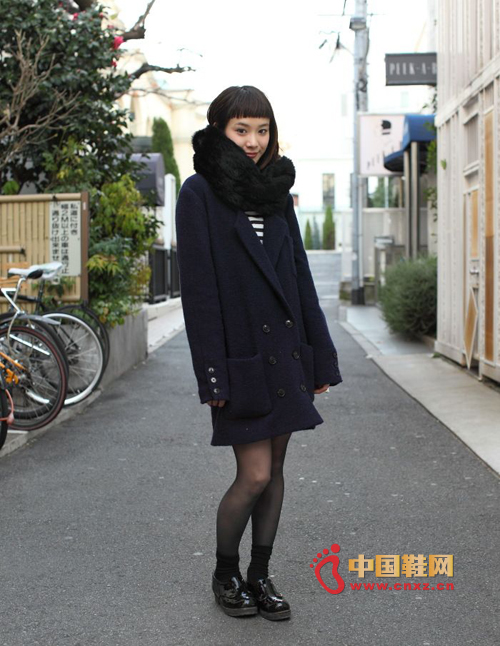 ���ĺ�ɫ���´��� �����@���К��