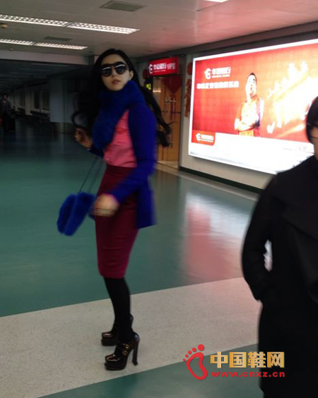 �����������߸�Ь�S�ⱼ�� �c���˙C(j��)��(ch��ng)�ґ�