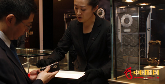 �Ї��ݳ�Ʒ���M�����E�� ��Ʒ������