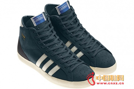 adidas Originals 2013���ď͹Ż@��Ь