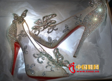 ��ʿ��y�ּt��Ь����F����ҹ���ˮ��Ь