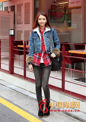 �r��ţ�ЙM�ж����r��Ȧ