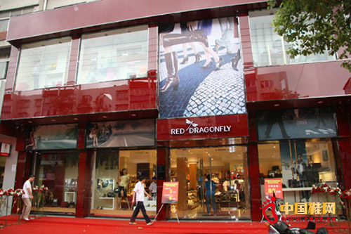 �t�����_չ��ɫ�I�N ���ɸ��������Ј�