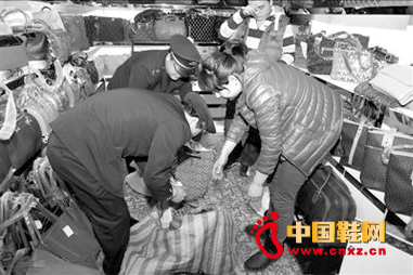 ���̈�(zh��)���ˆT�ڬF(xi��n)���z��