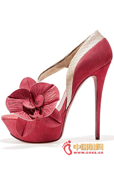 Alexander McQueen 2013����ϵ�и߸�Ь