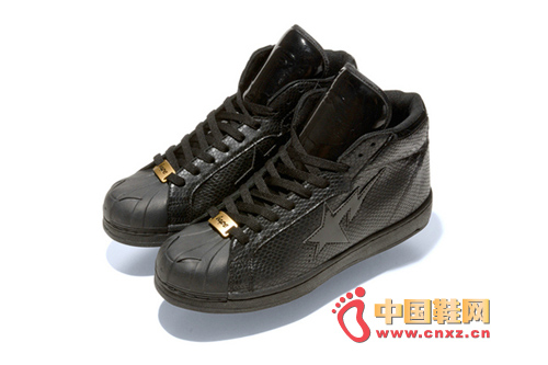 A Bathing Ape �Ƴ�2013����Ь��